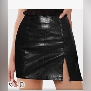 Mangopop BLACK faux leather snakeskin side slit back zip lined skirt New! XXL